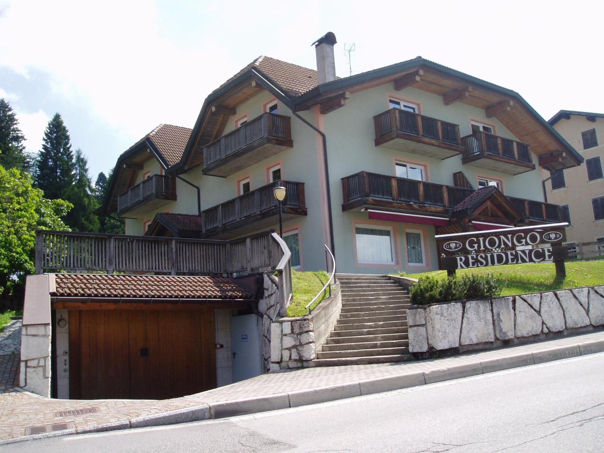 Giongo Residence - Appartamenti Lavarone Exterior photo