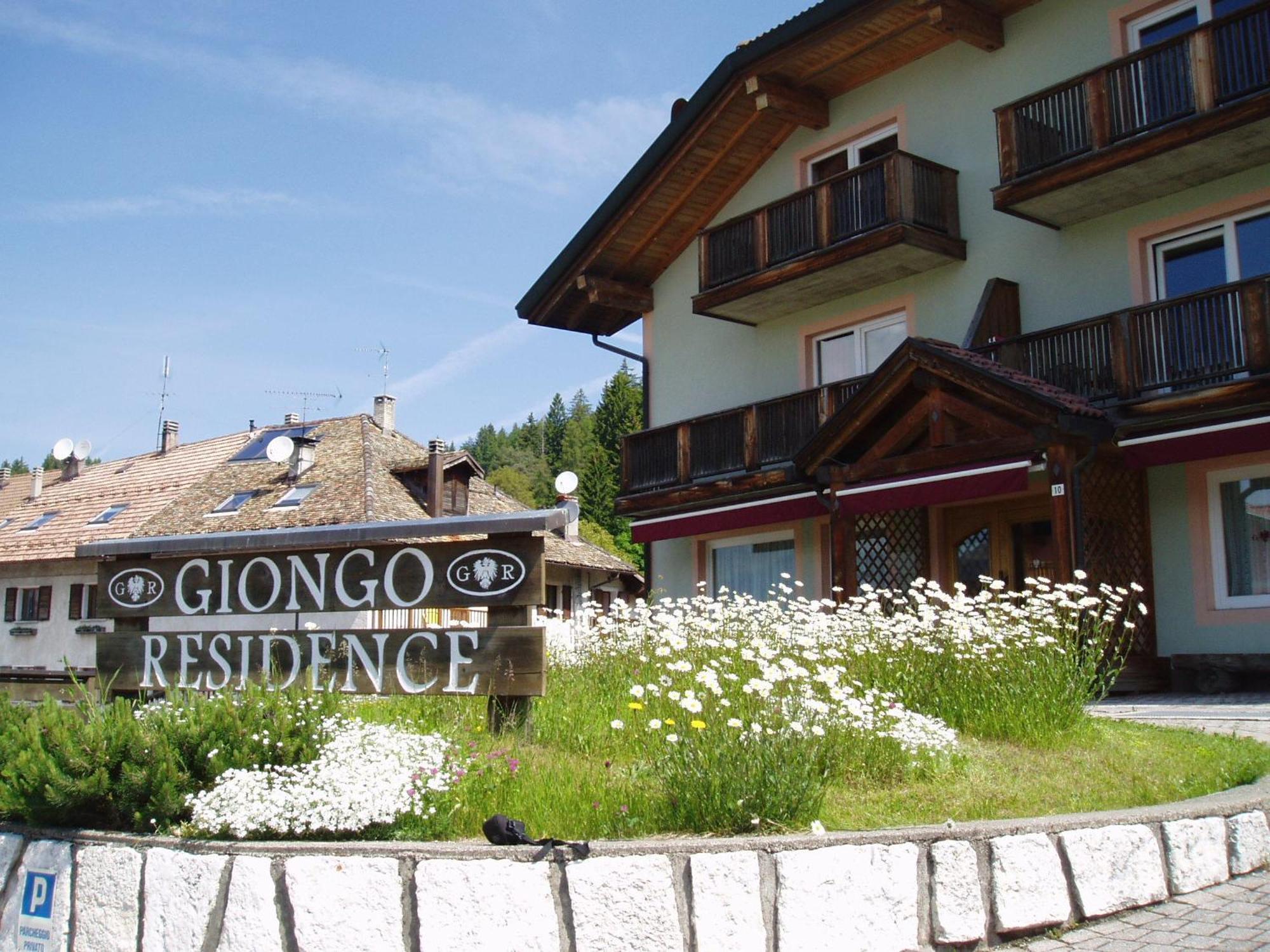 Giongo Residence - Appartamenti Lavarone Exterior photo