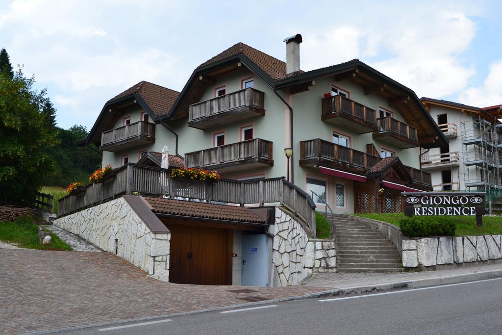 Giongo Residence - Appartamenti Lavarone Exterior photo